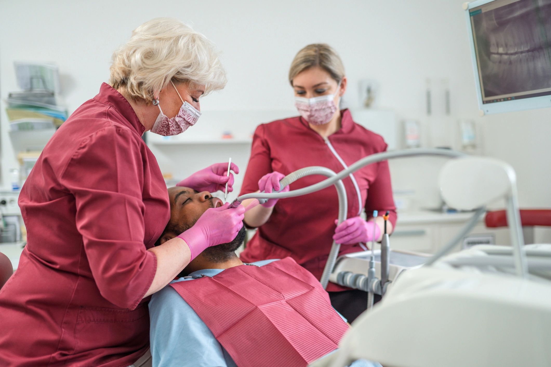 dental assistant training